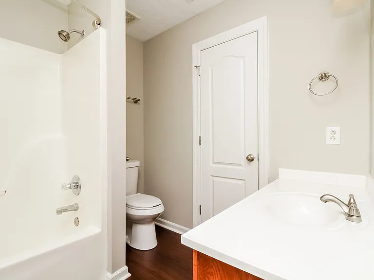 1754 Lucille Ln — Photo 15