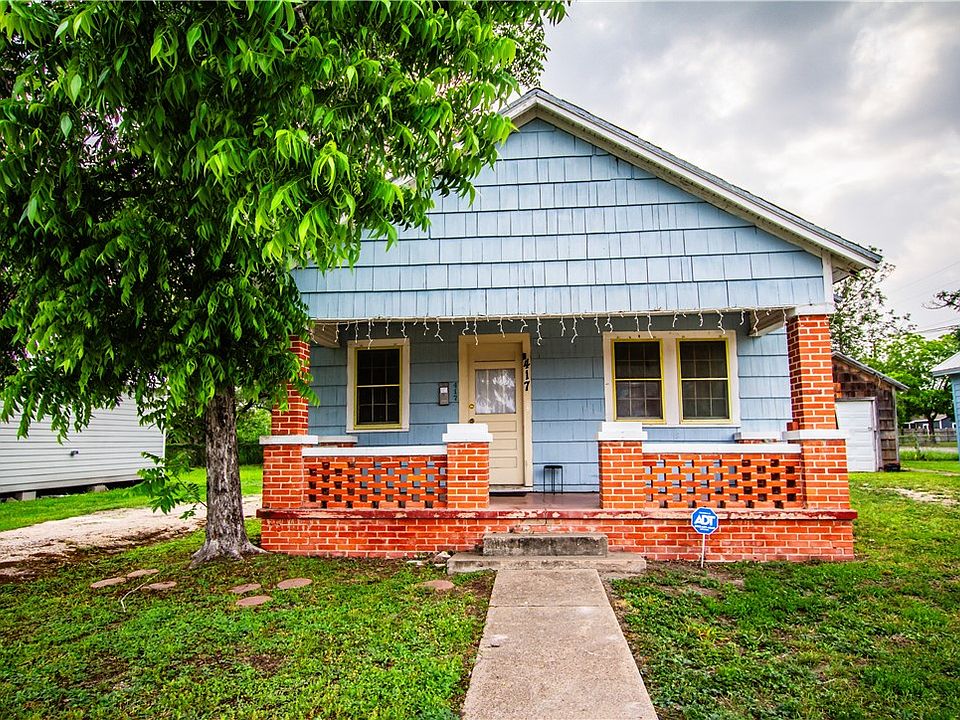 1st image of 417 S San Patricio St