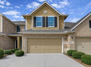 8422 Sunset Loch Dr, Spring, TX 77379