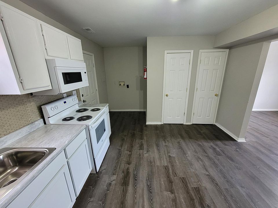 751 Wabash St Truesdale, MO, 63380 Apartments for Rent Zillow