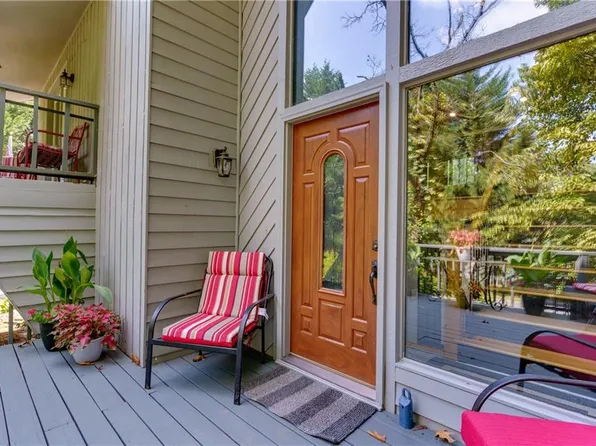 2557 Chimney Springs Dr, Marietta, GA 30062