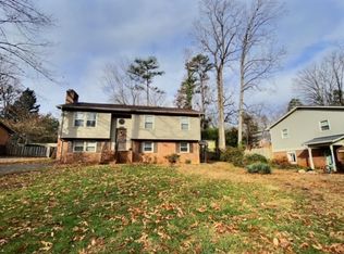 1326 Oak Tree Ln, Charlottesville, VA 22901