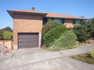 4036 SW Henderson St, Seattle, WA 98136