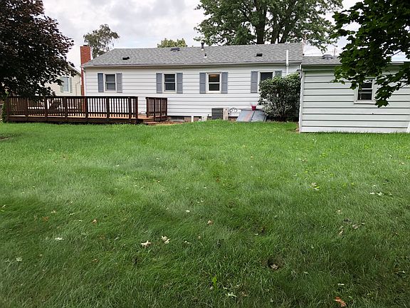 2nd image of 1005 W Harlem Ave