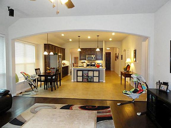 4th image of 10225 Matador Dr
