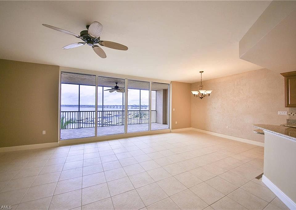 1st image of 2104 W 1st St APT 502