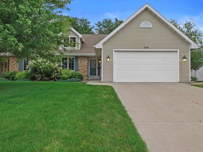 719 North Thompson Road, Sun Prairie, WI, 53590