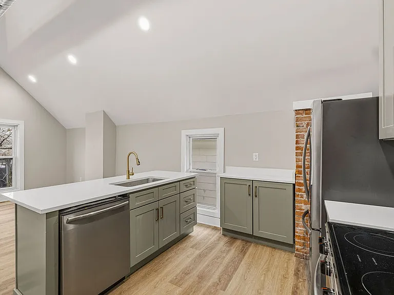 428 Normal Ave #2 — Photo 5