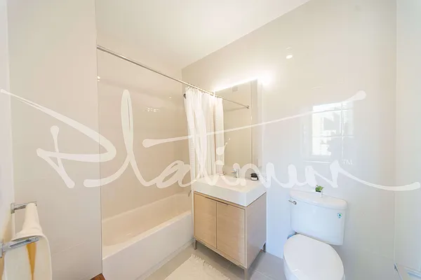 Rented by Platinum Properties | media 36