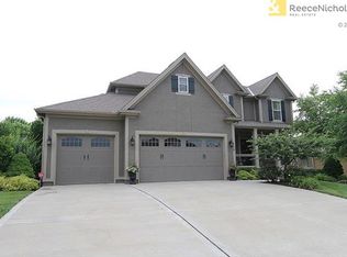 1608 Halls Creek Ave, Raymore, MO 64083