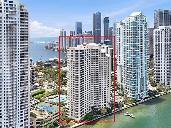3rd image of 888 Brickell Key Dr APT 2010