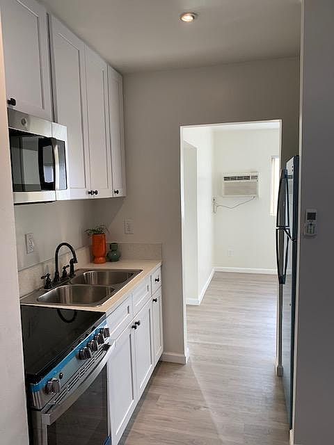 2nd image of 5101 Bakman Ave