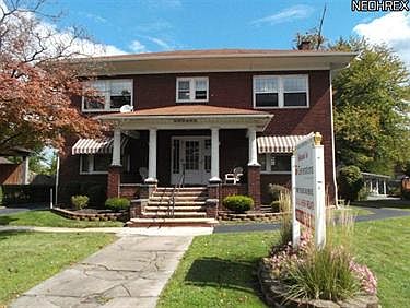 1st image of 1662 Mahoning Ave NW