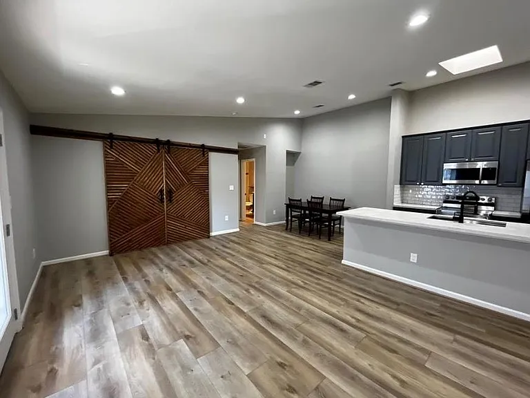 2425 Augusta Dr #44 — Photo 5