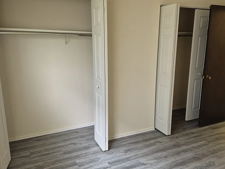 7416 Franklin St #2 — Photo 10