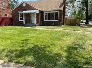 7747 W Seven Mile Rd, Detroit, MI 48221