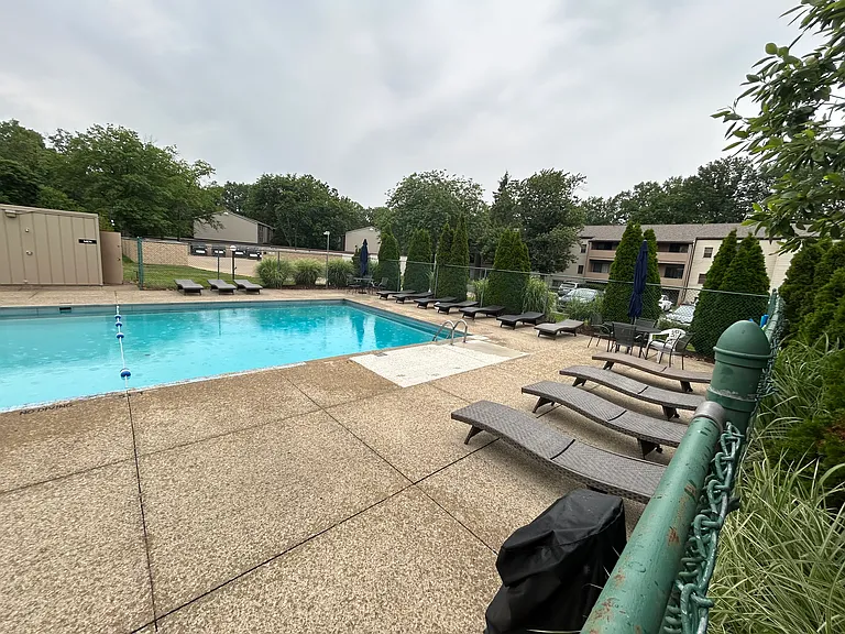 1640 Cedarwood Dr #331 — Photo 9