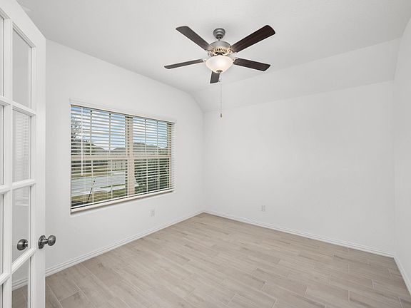 5th image of 4910 Penton Meadow Ln
