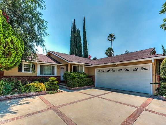 6638_Capistrano_front3_web
