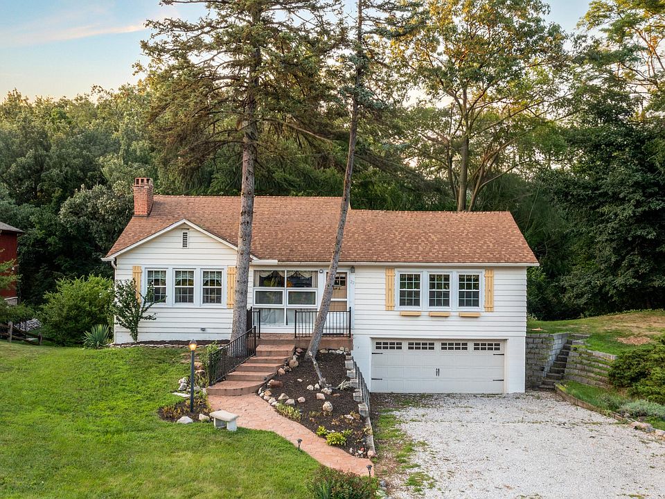 1st image of 22 Diana Rd