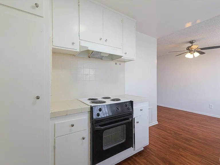 Kitchen #2