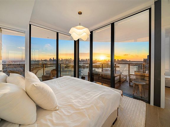 5th image of 500 Alton Rd #2903