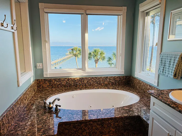 2036 Pritchard Point Dr — Photo 23
