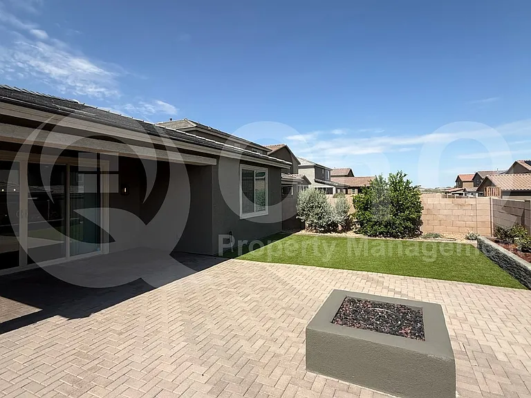 11929 E Ryscott Cir — Photo 24