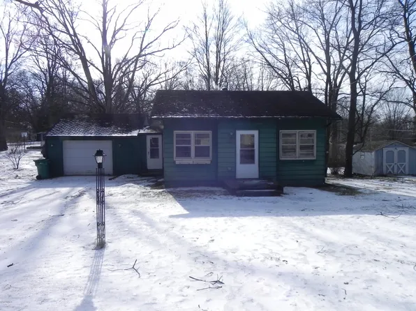 309 N John St, Decatur, MI 49045