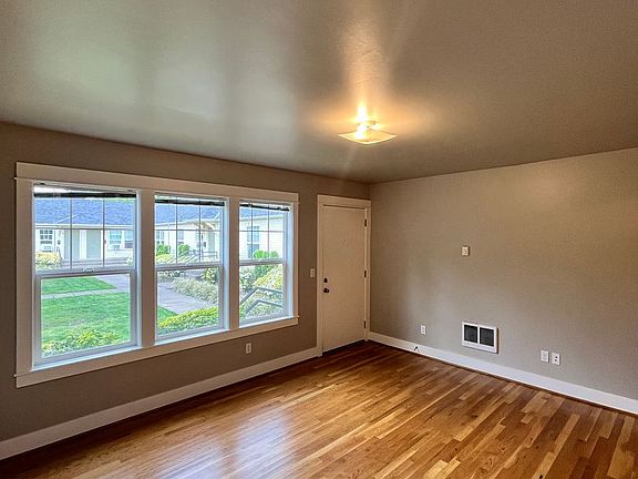 5th image of 6500 N Mississippi Ave APT 2