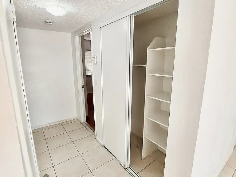 3427 E Cheyenne Ave #B — Photo 36