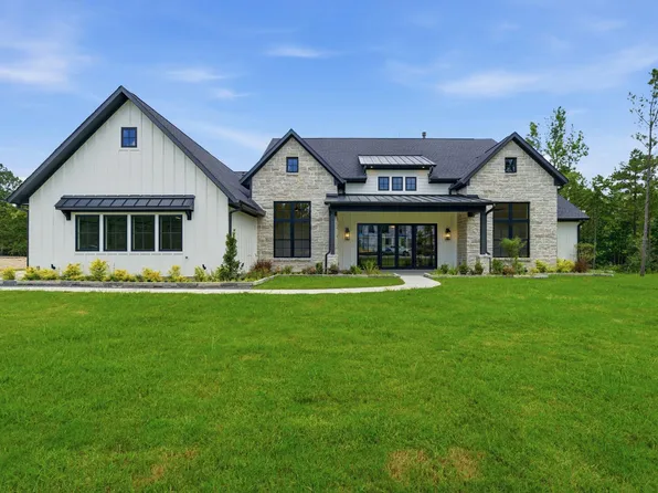 25080 Sequin Trl, Montgomery, TX 77316