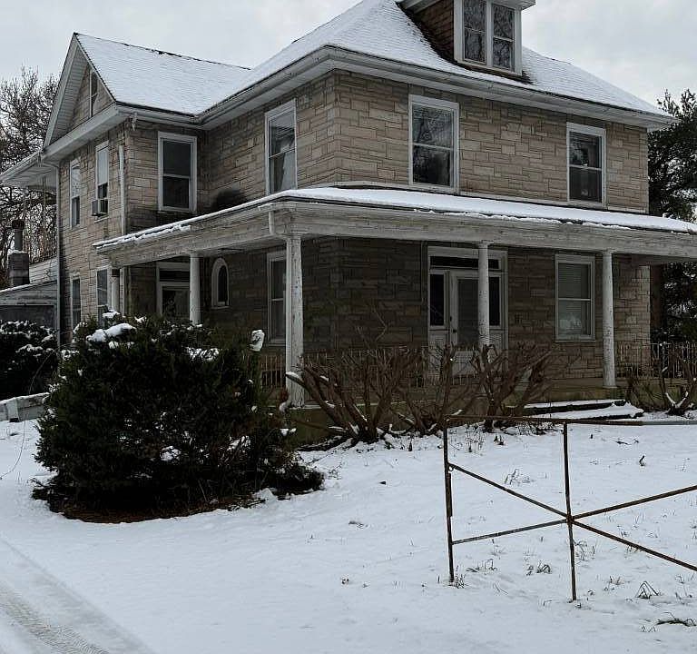 1st image of 1952 Landis Valley Rd