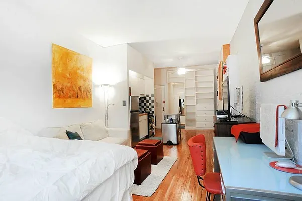 Sold by Compass | media 1