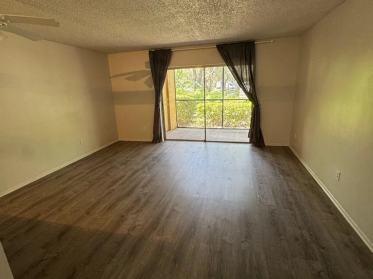 4411 Shady Terrace Ln #102 — Photo 9