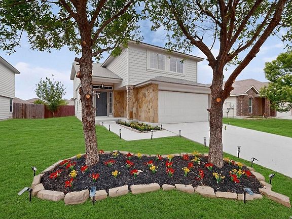 4th image of 753 Wolfeton Way