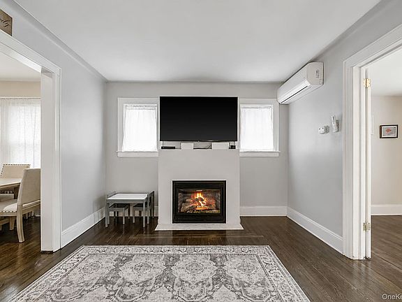 5th image of 159 Iris Avenue