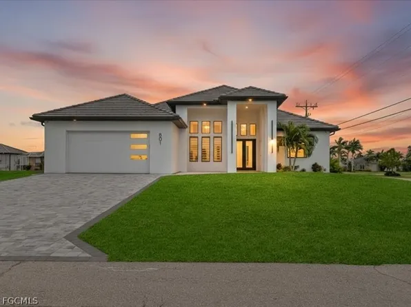 801 NW 38th Pl, Cape Coral, FL 33993