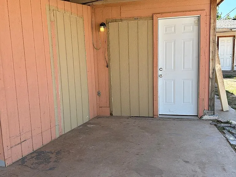 1405 S Baird St #C — Photo 1