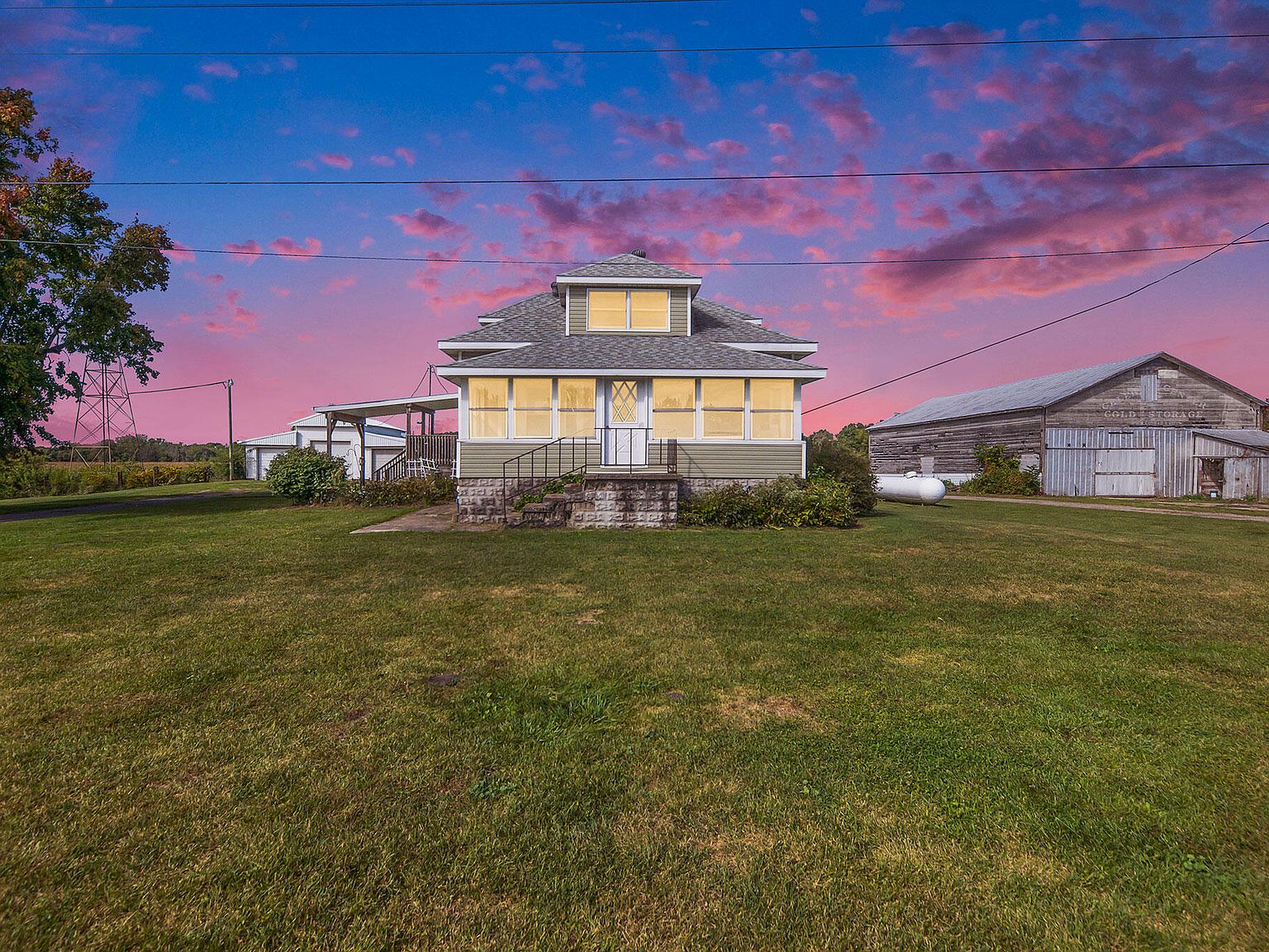 89540 County Road 215, Decatur, MI 49045 Zillow