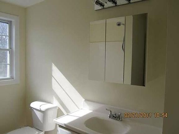 5th image of 300 Park St #310