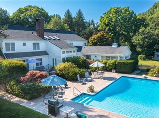 190 Library St, Groton, CT 06355