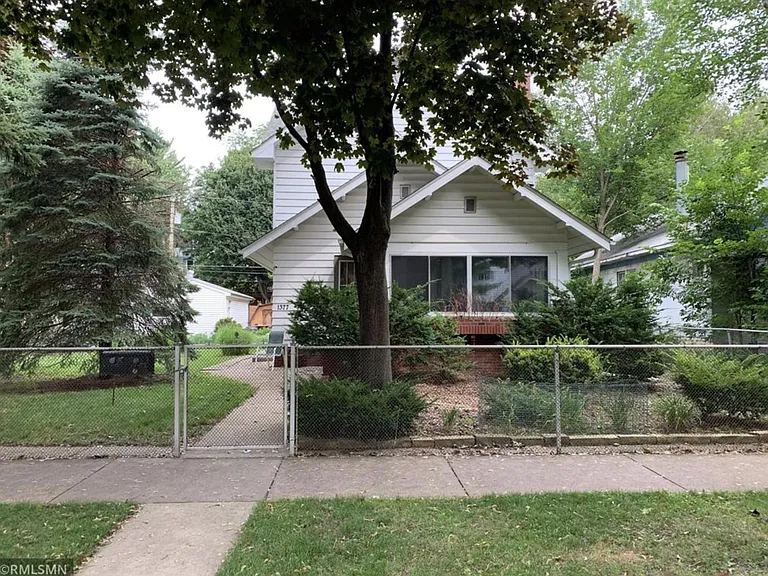 1377 Jefferson Ave — Photo 1