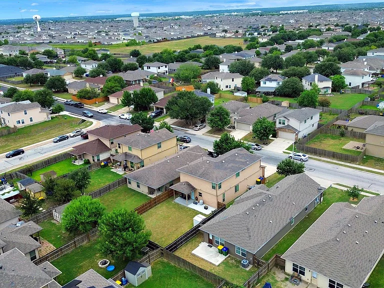 12304 Jamie Dr — Photo 31