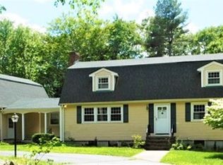 215 Stoney Lea Rd, Dedham, MA 02026