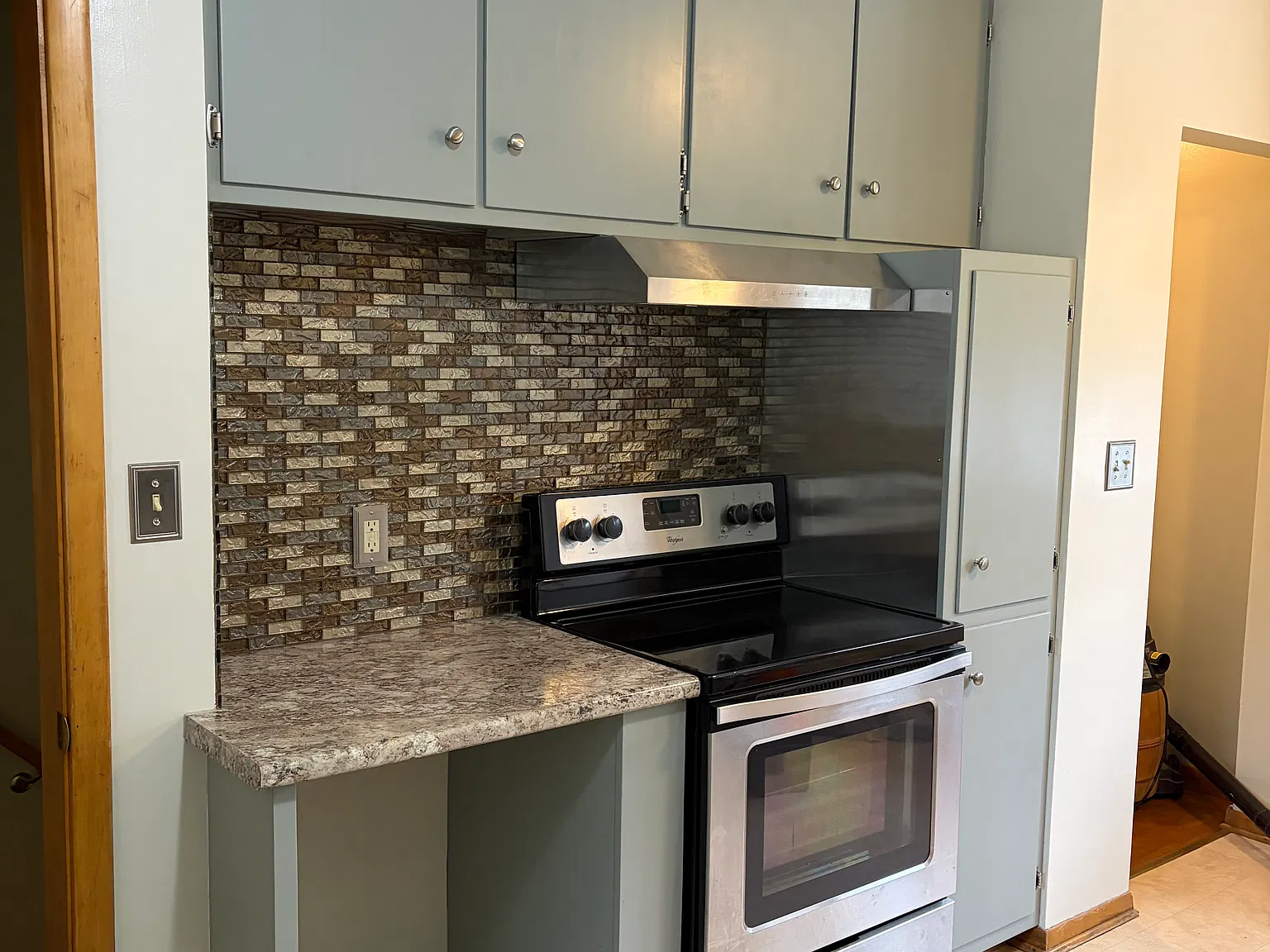 4 bed, 1725 sqft, $1,700 — Photo 2