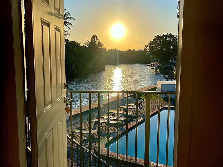 1816 E Oakland Park Blvd #60 — Photo 15