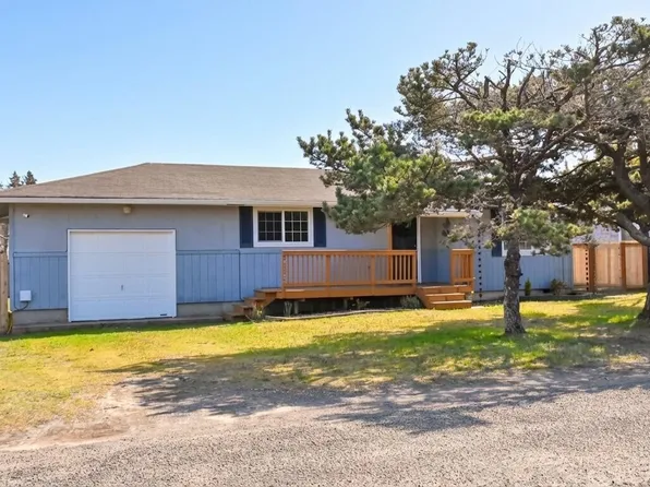 35102 H Place, Ocean Park, WA 98640