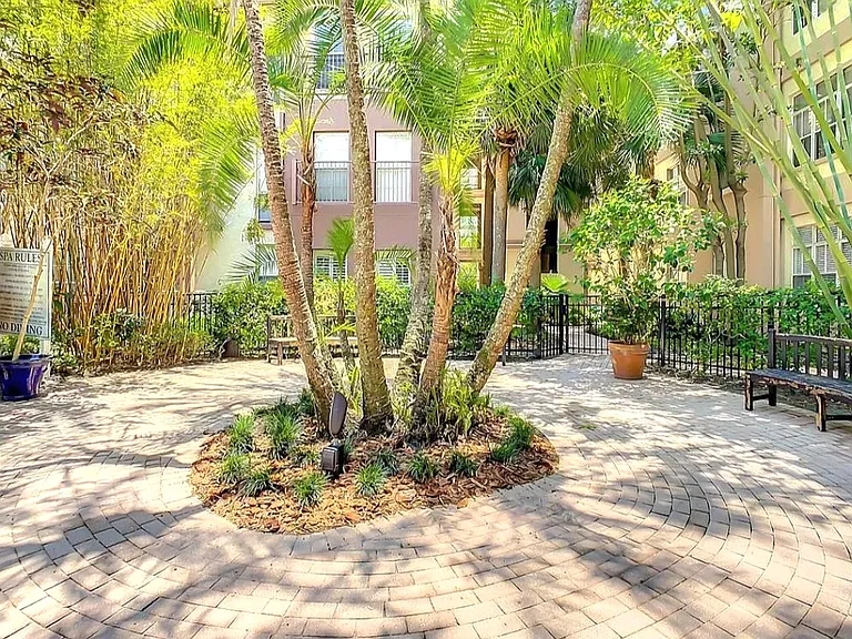 501 S Moody Ave #1124 — Photo 26