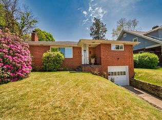 832 5th St, Oakmont, PA 15139